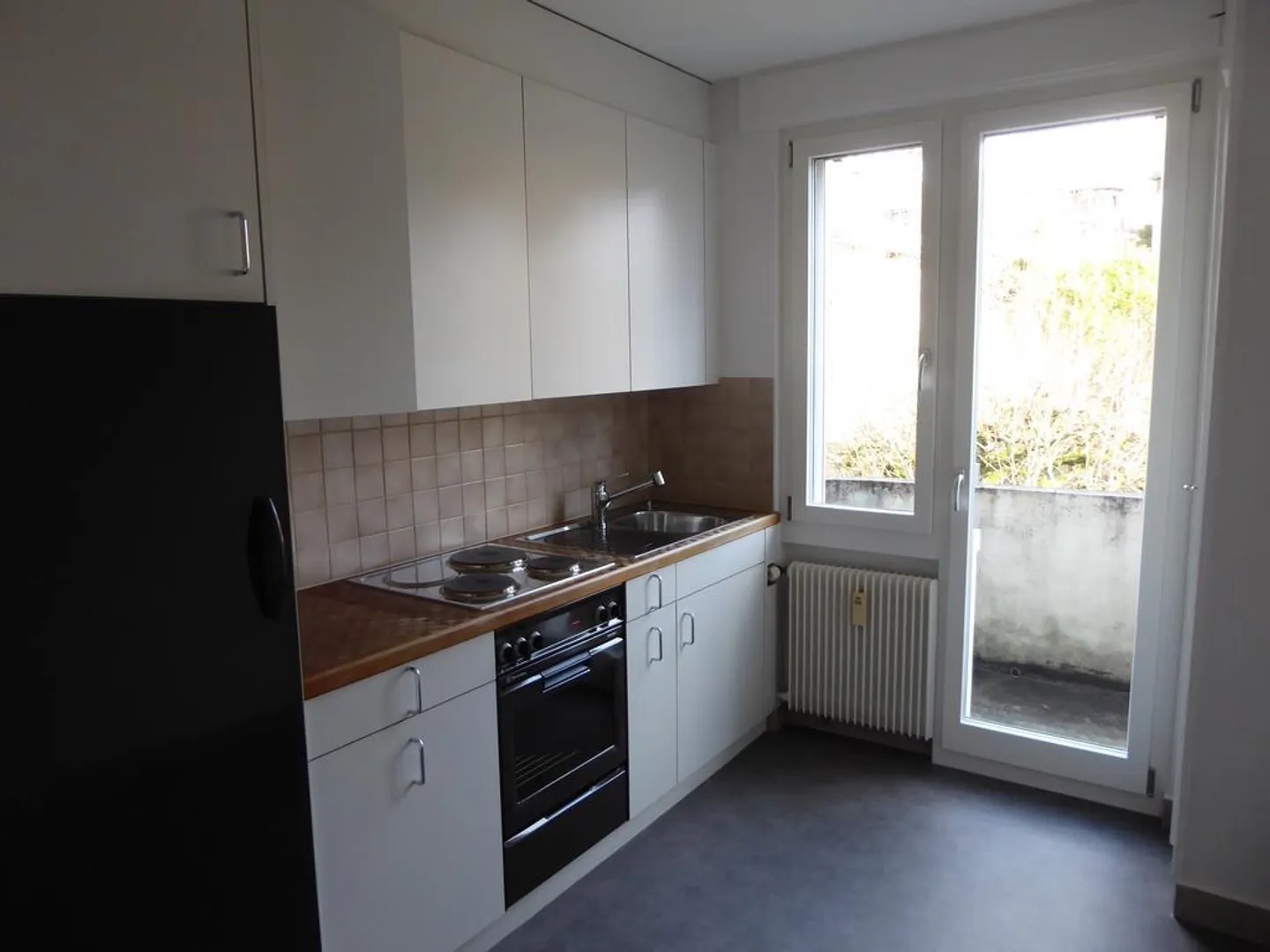 Appartement charmant avec balcon et vue panoramique à Bern-Weissenbühl - Photo 2 sur 6