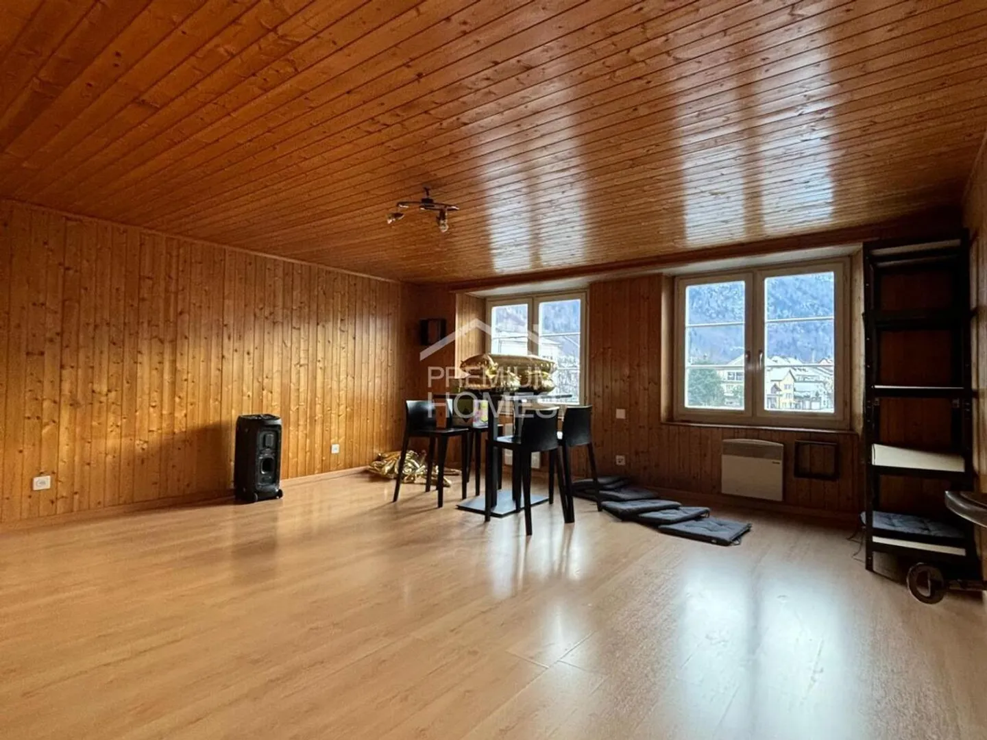 Residential building for sale - Photo 5 of 6