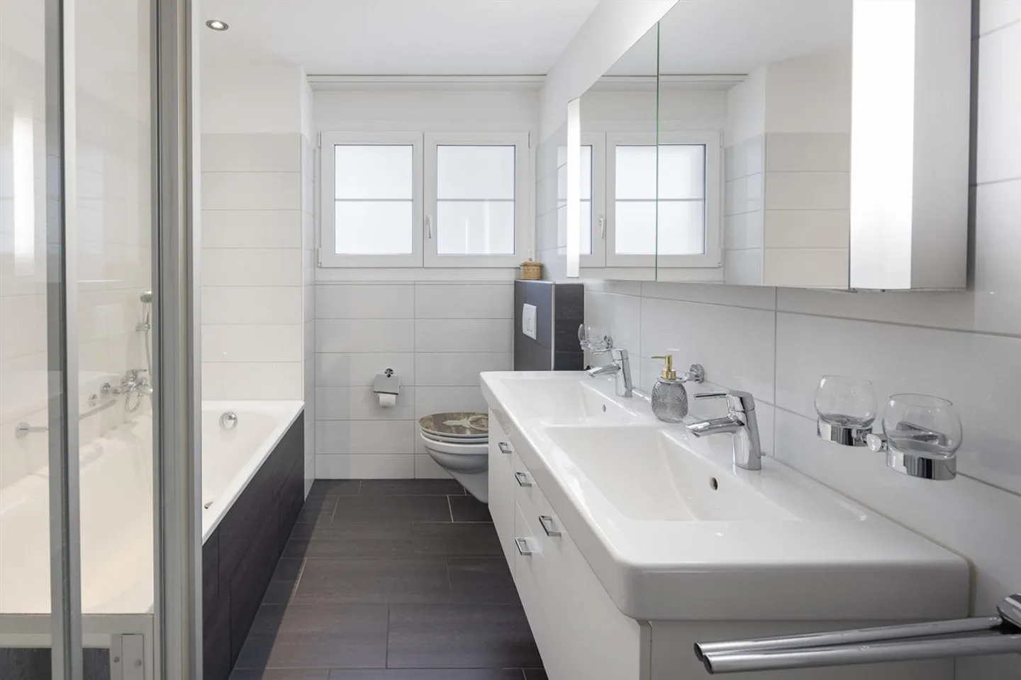 Modern Living Oasis in a Quiet yet Central Location - Photo 8 of 13