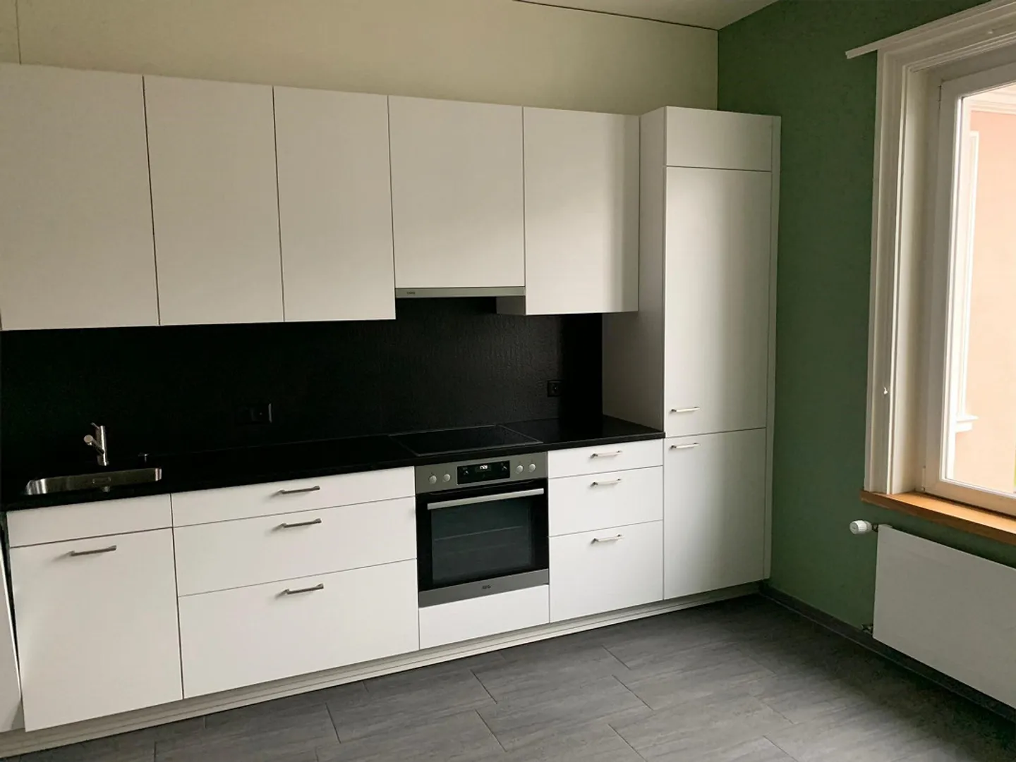 Appartamento d'epoca di 4 1/2 stanze disponibile per affitto come appartamento per vacanze tutto l'anno - Foto 3 di 15