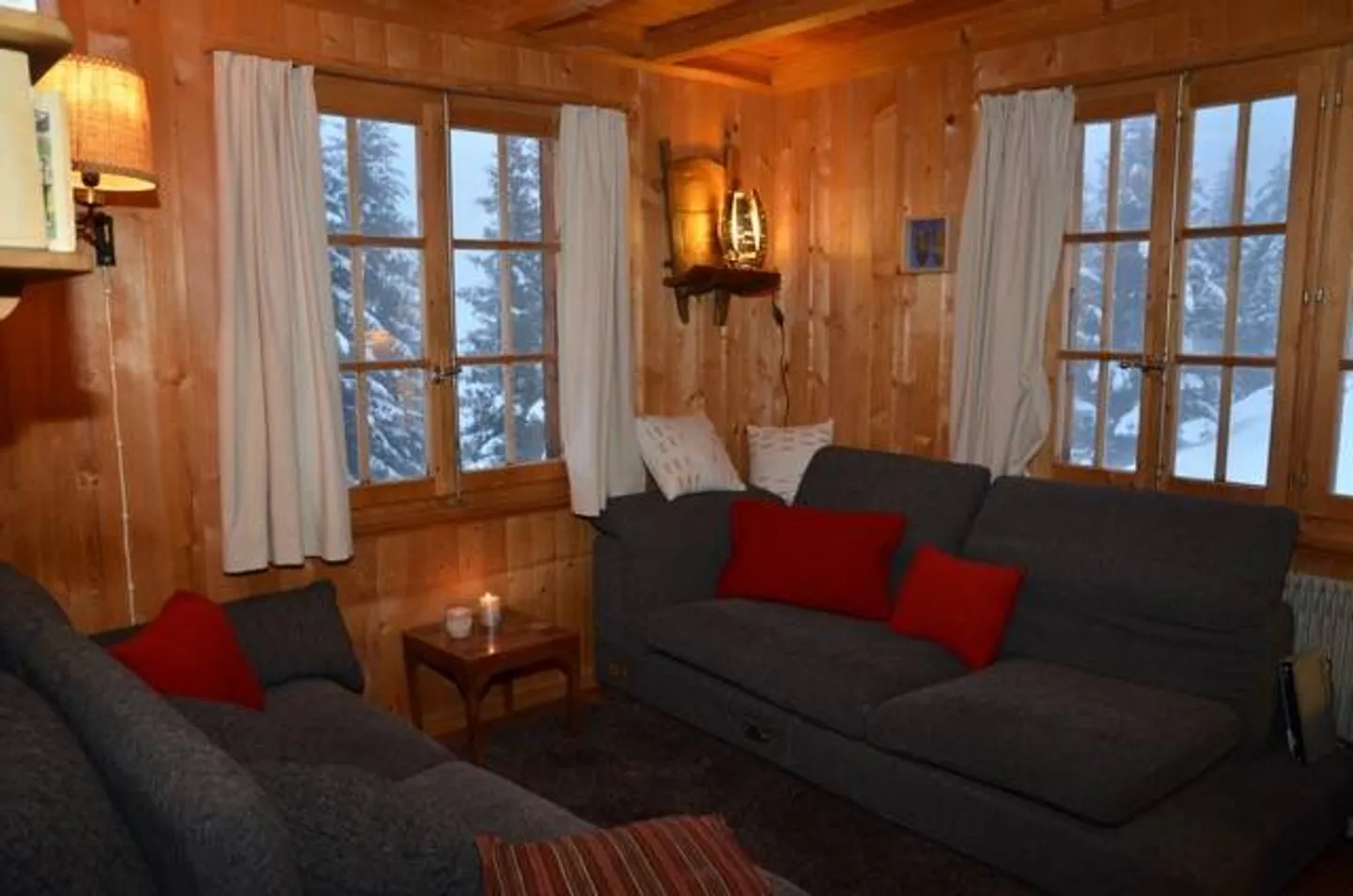 CHALET DE SKI EXTRAORDINAIRE AVEC ACCÈS DIRECT AU DOMAINE SKIAIRE - Photo 7 sur 12