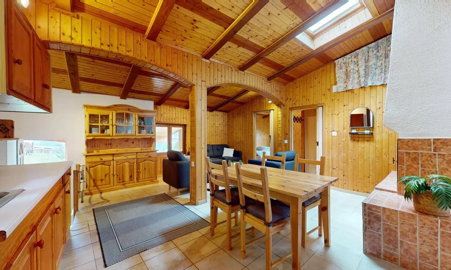 Charmant chalet mitoyen avec terrain et terrasse - Foto 5 von 11