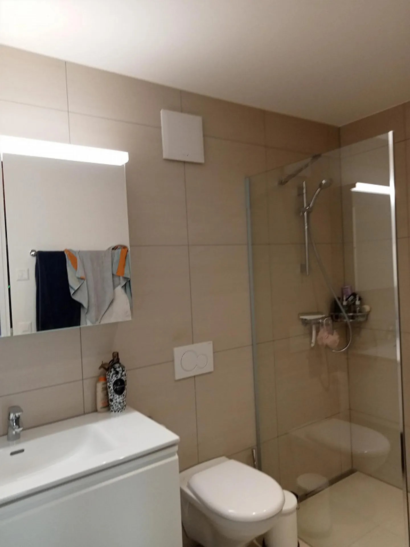 Moderne 2 1/2-Zimmer-Wohnung - Foto 8 von 9