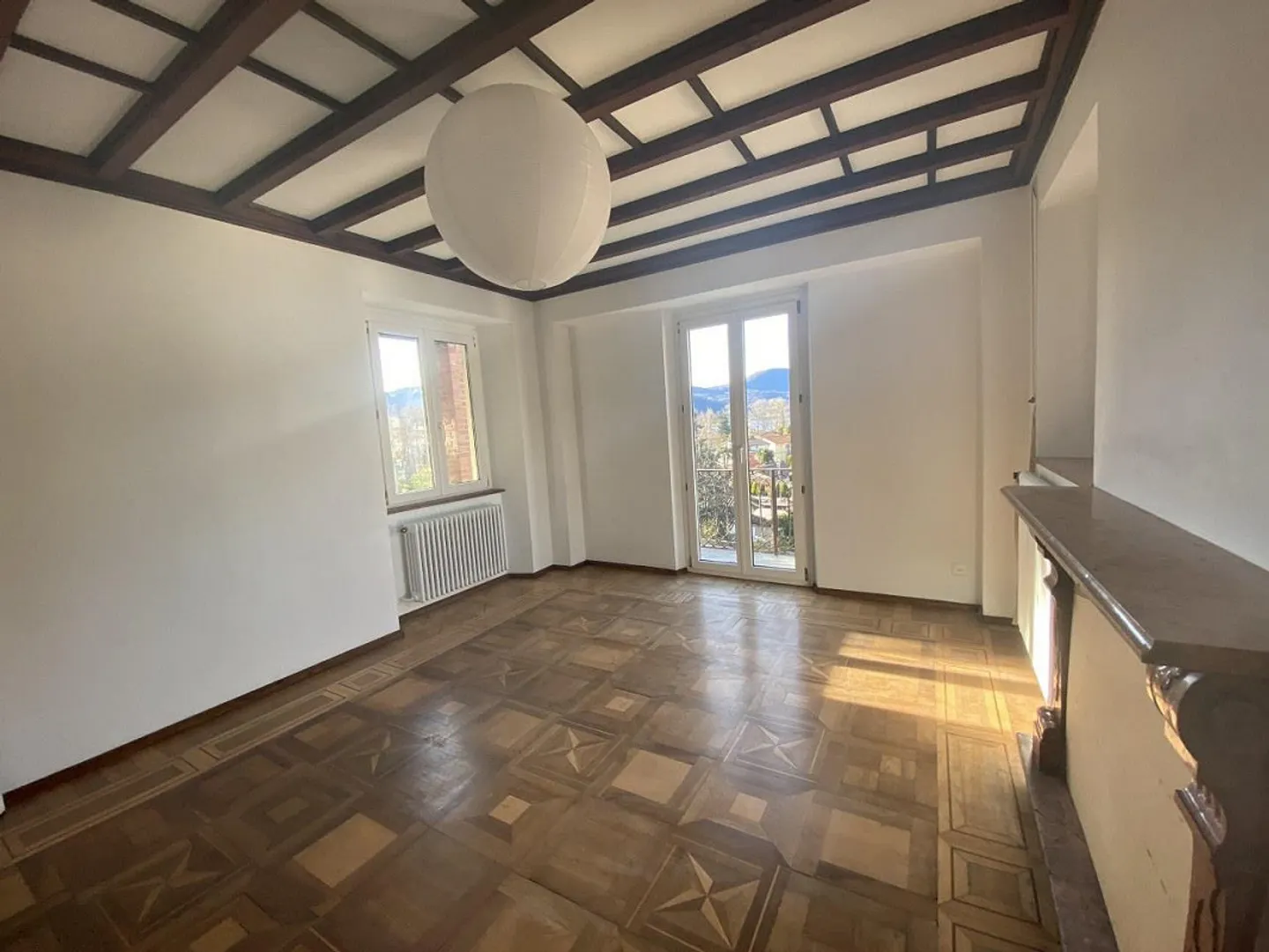 Welcoming Ticinese House with Garden and Lake Lugano View - Photo 5 of 13