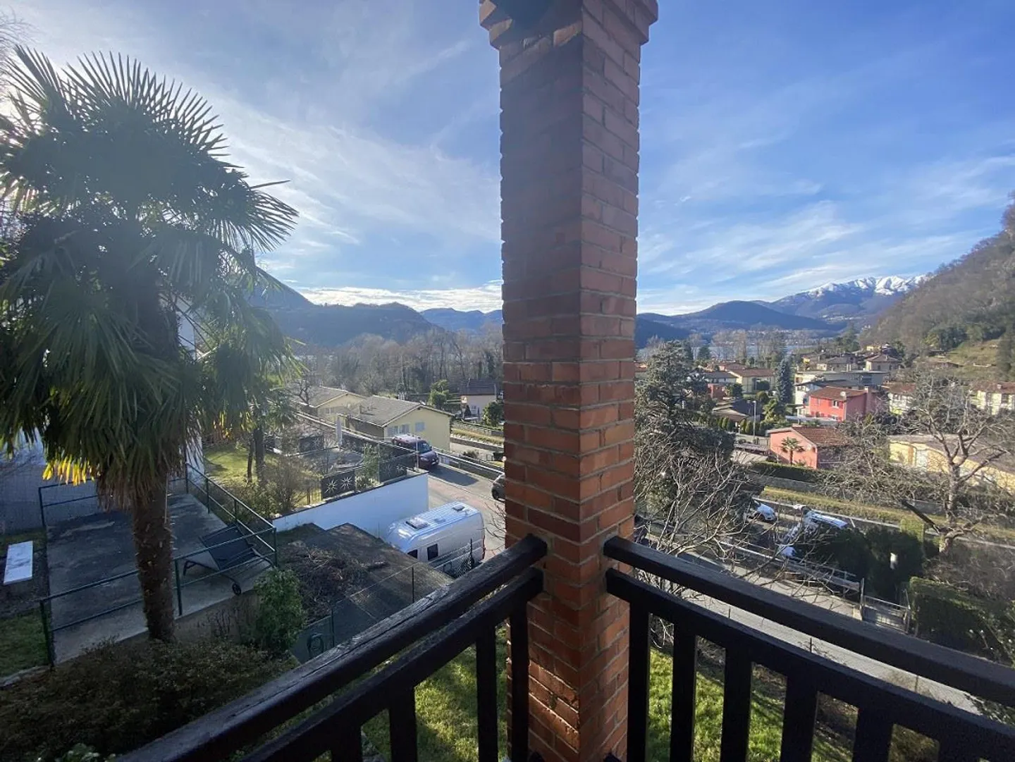 Welcoming Ticinese House with Garden and Lake Lugano View - Photo 7 of 13