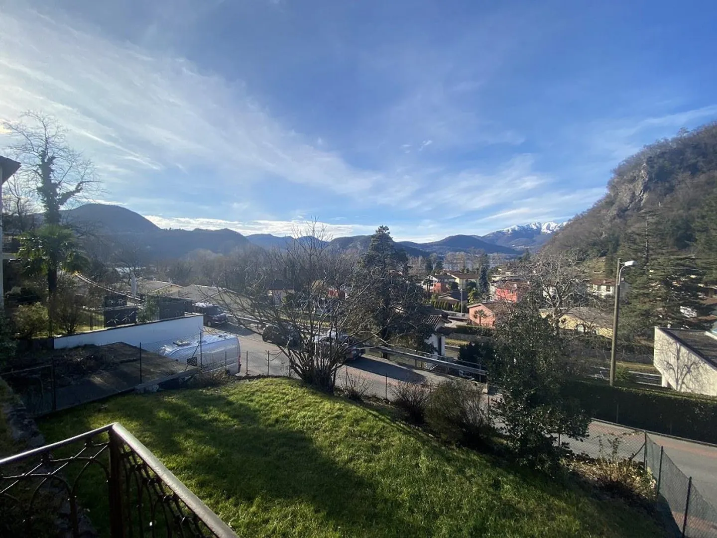 Welcoming Ticinese House with Garden and Lake Lugano View - Photo 13 of 13