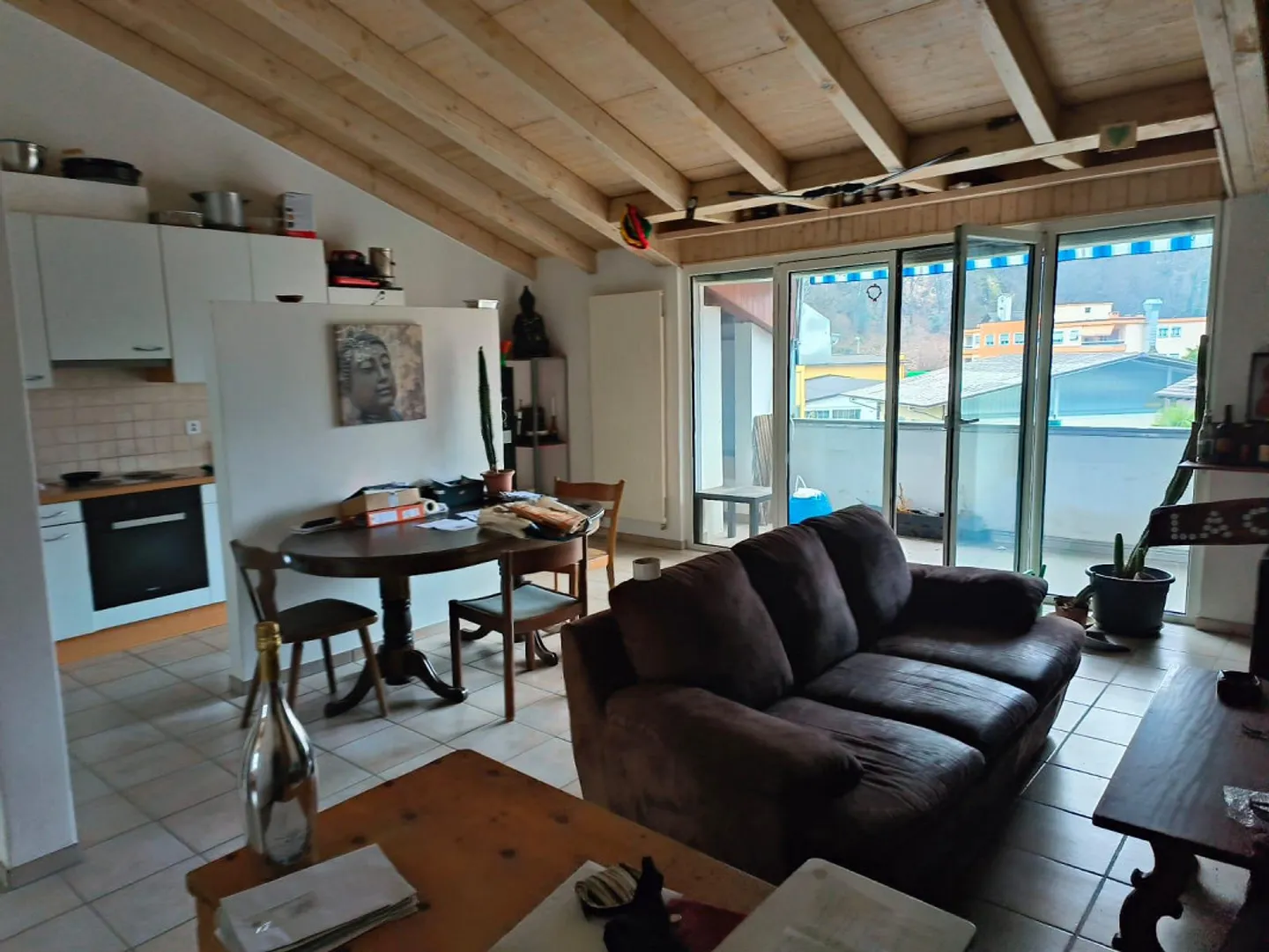 Attic apartment with 3 rooms in Losone - Photo 1 of 3