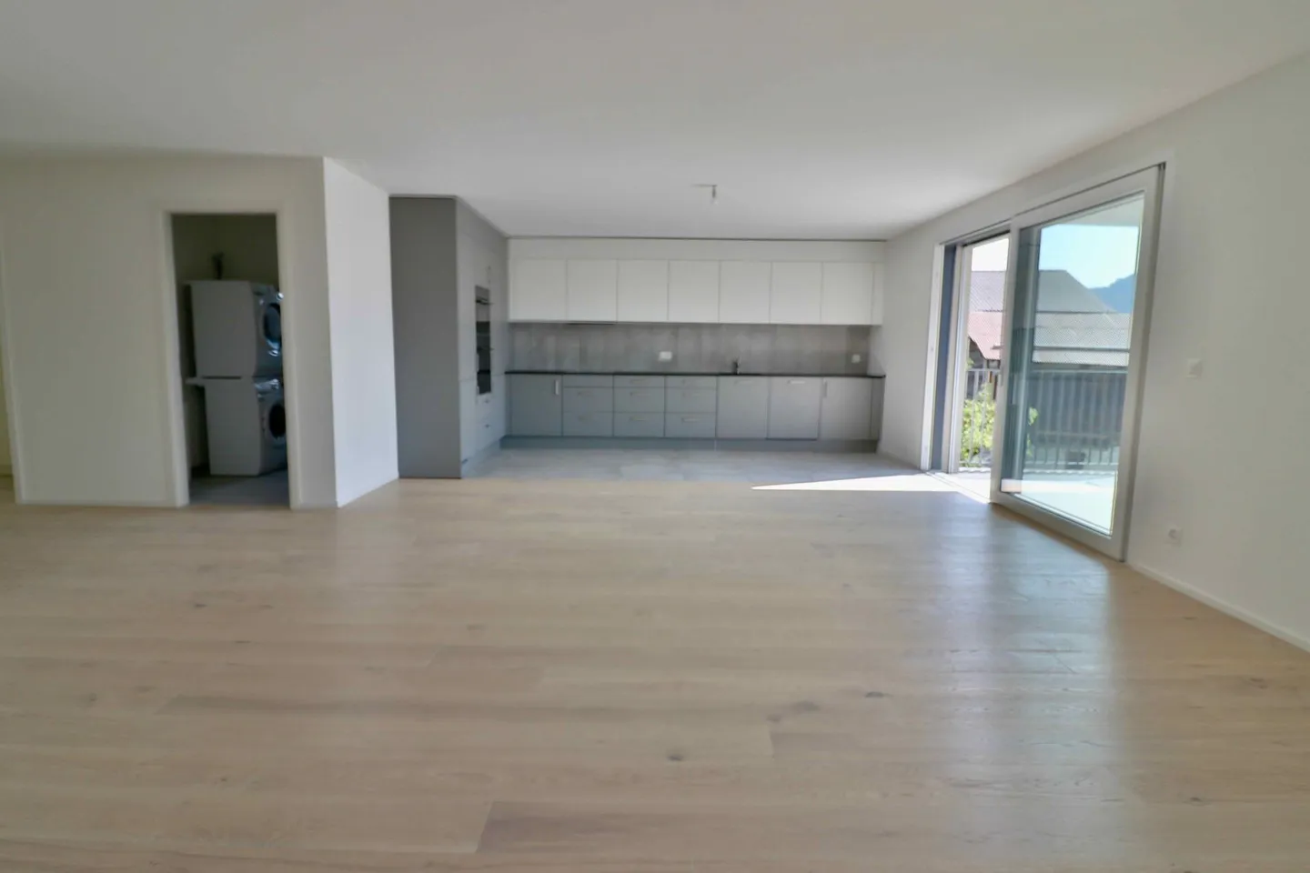 Ayent/Botyre - Beautiful new 4.5-room apartment with terrace in a small PPE with 6 apartments. - Photo 4 of 24