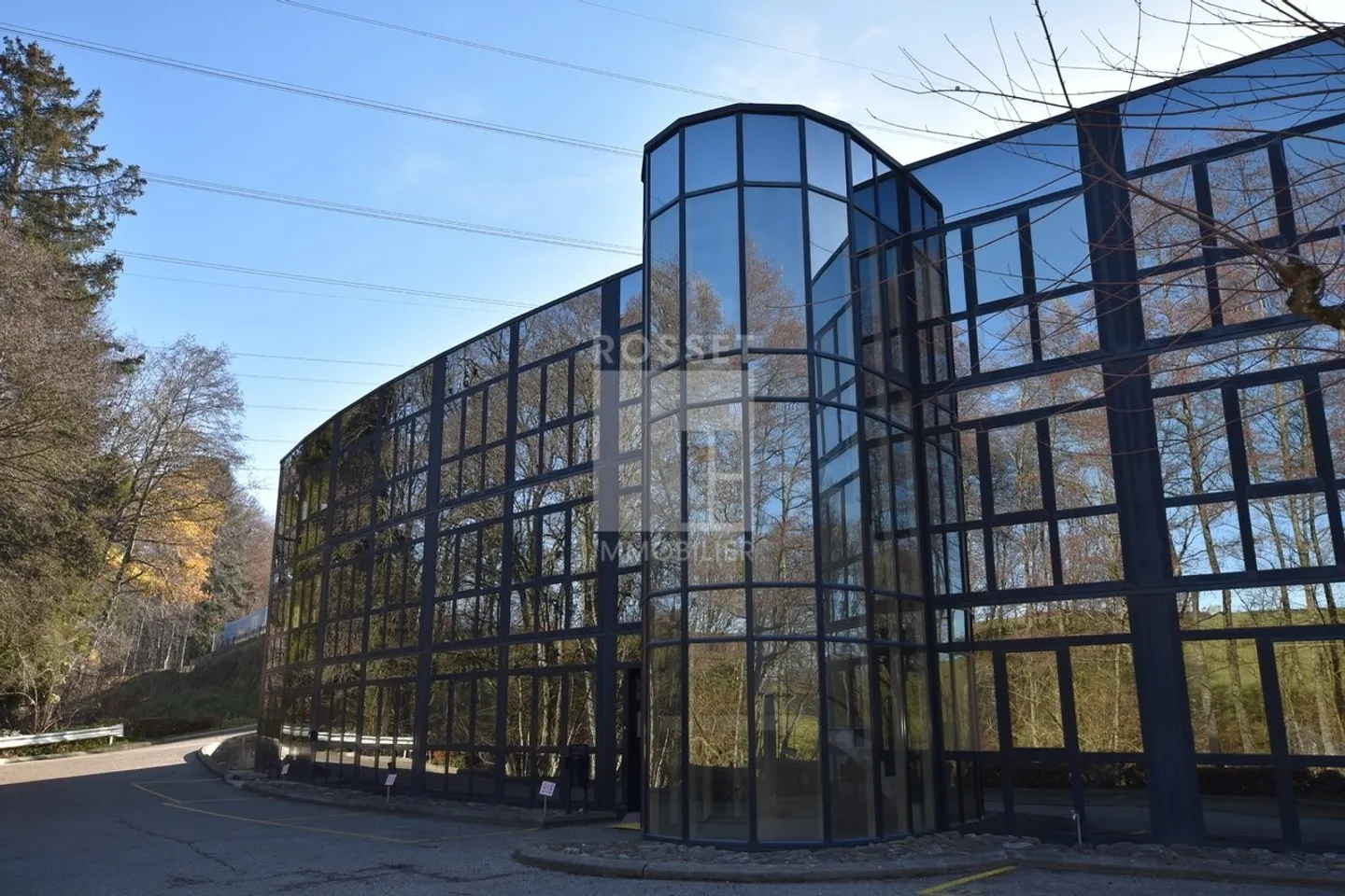 Mont-sur-Lausanne - Spazi amministrativi e/o commerciali - Foto 1 di 7