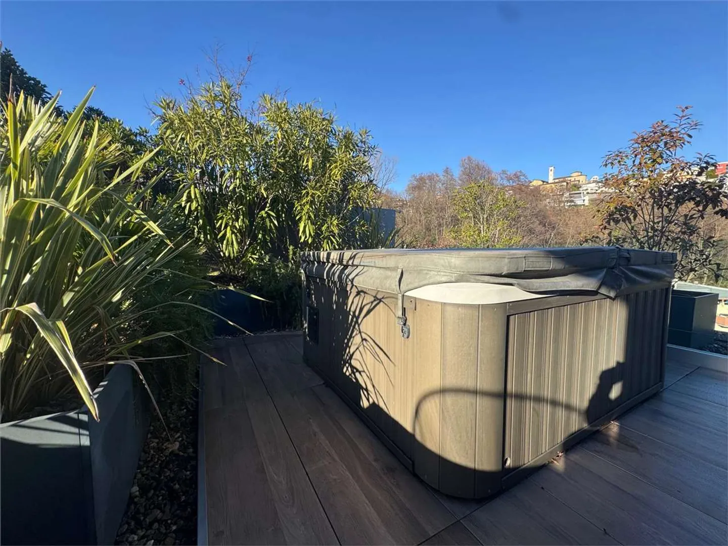 Canobbio - Penthouse with 4.5 rooms and unobstructed view - Photo 7 of 13