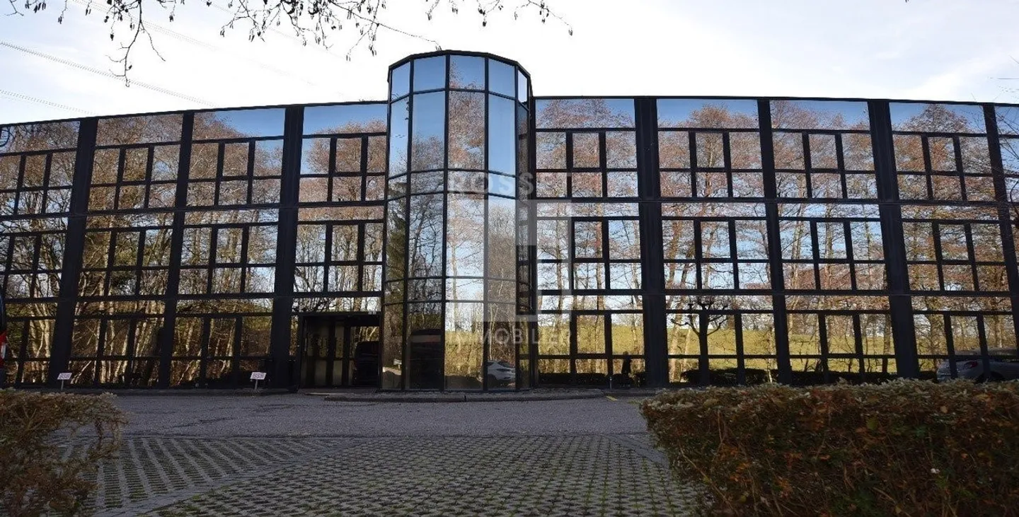 Mont-sur-Lausanne - Spazi amministrativi e/o commerciali - Foto 3 di 7