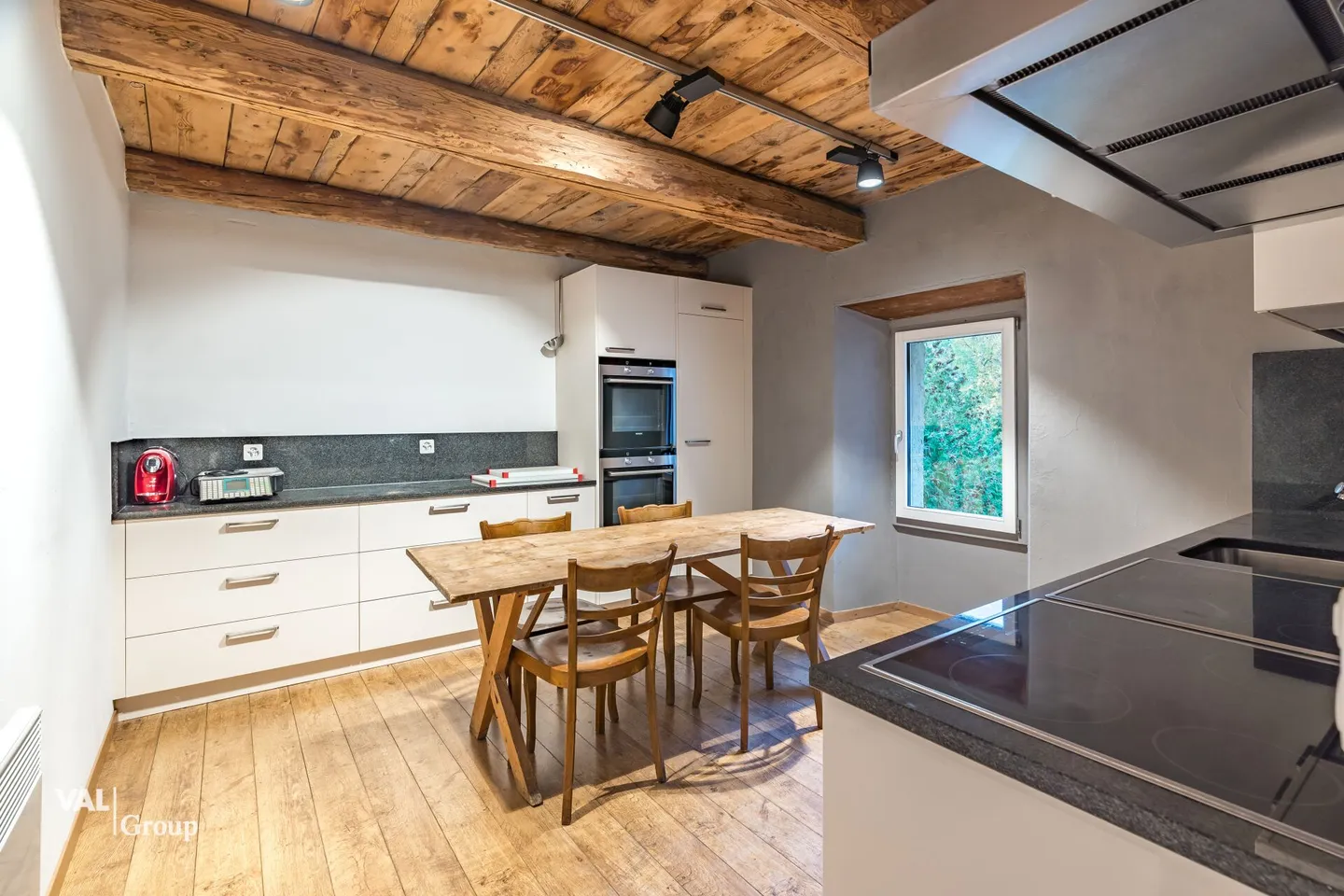 Charmantes Mehrzweckobjekt in Gabi - Foto 2 von 8