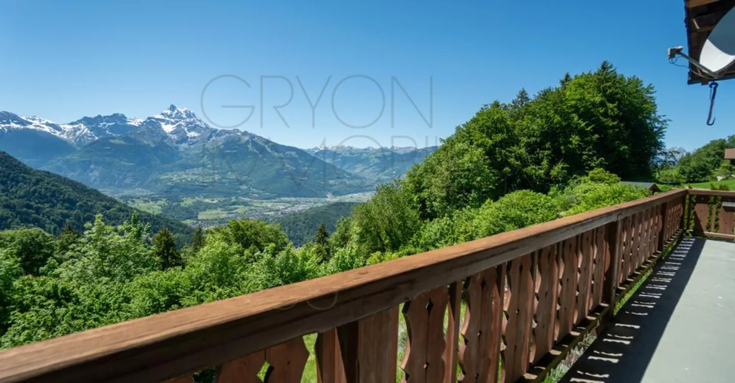 Charming Alpine Apartment - Photo 9 of 11