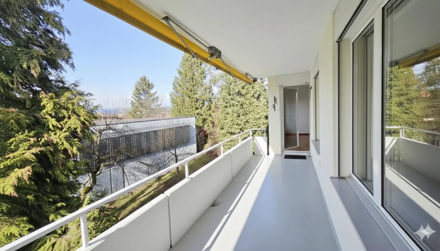 LA TUA NUOVA CASA A BUCHTHALEN - APPARTAMENTO FRESCAMENTE RISTRUTTURATO IN UN OTTIMO CONDOMINIO - Foto 2 di 12