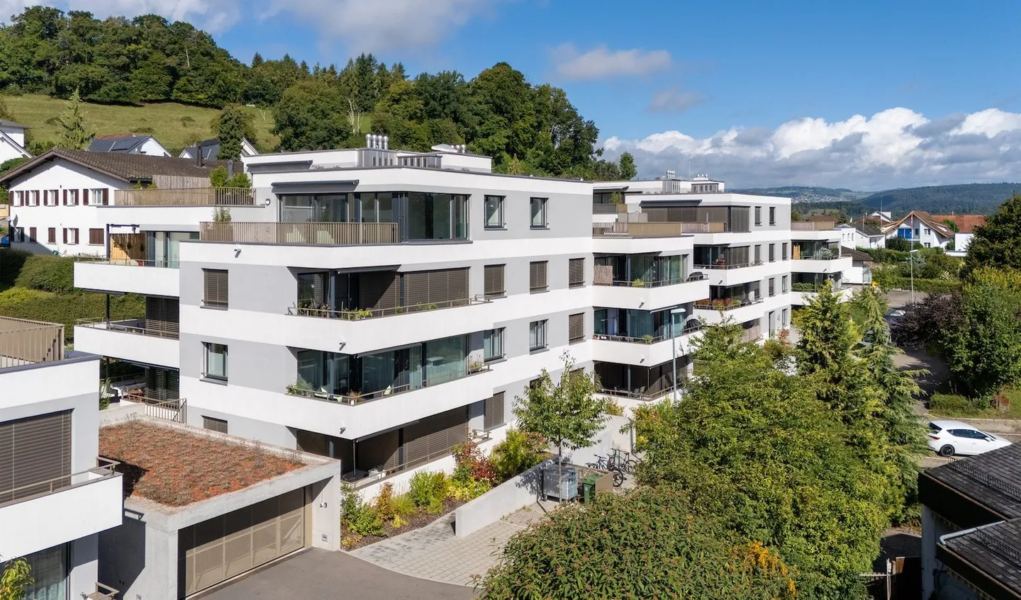 Modern 3.5-room penthouse apartment with spacious terraces and lift to the apartment - Photo 15 of 17