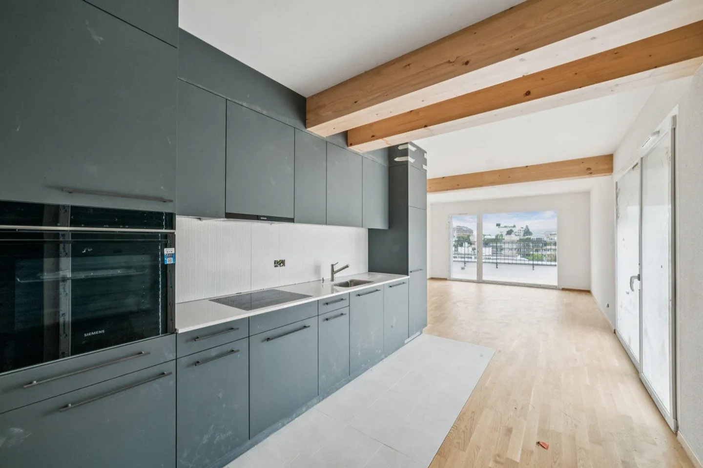 Surélévation - Exceptionnel - Quartier Florissant - Foto 2 von 7