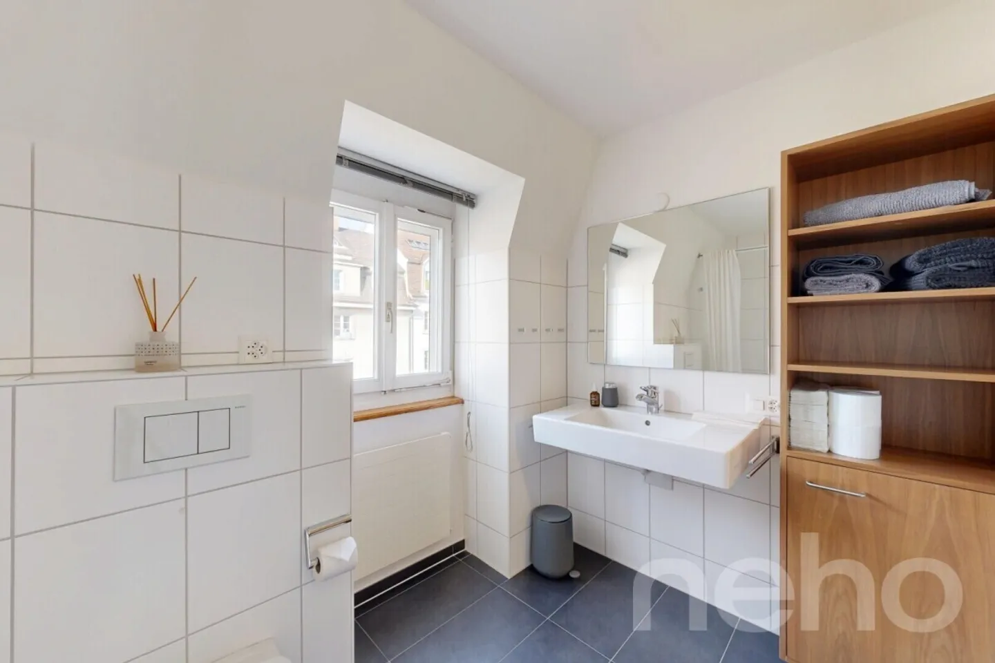 Renovated Old Town House in a Privileged Location (Wettstein Quarter) - Photo 10 of 13