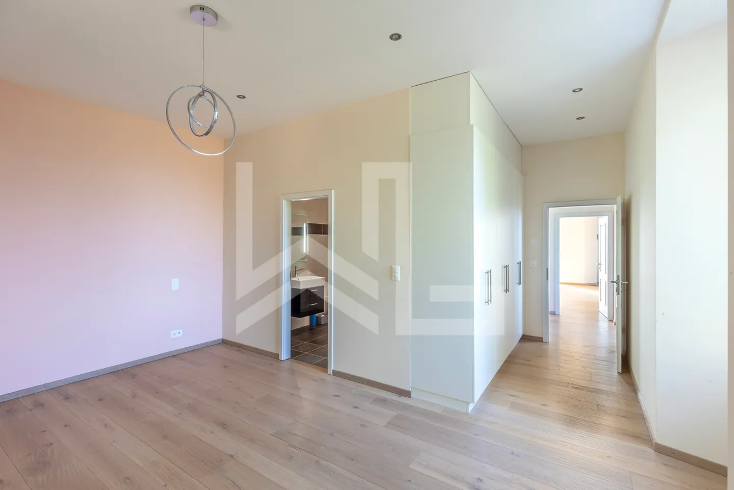 House with charm and character and panoramic view - Photo 12 of 17