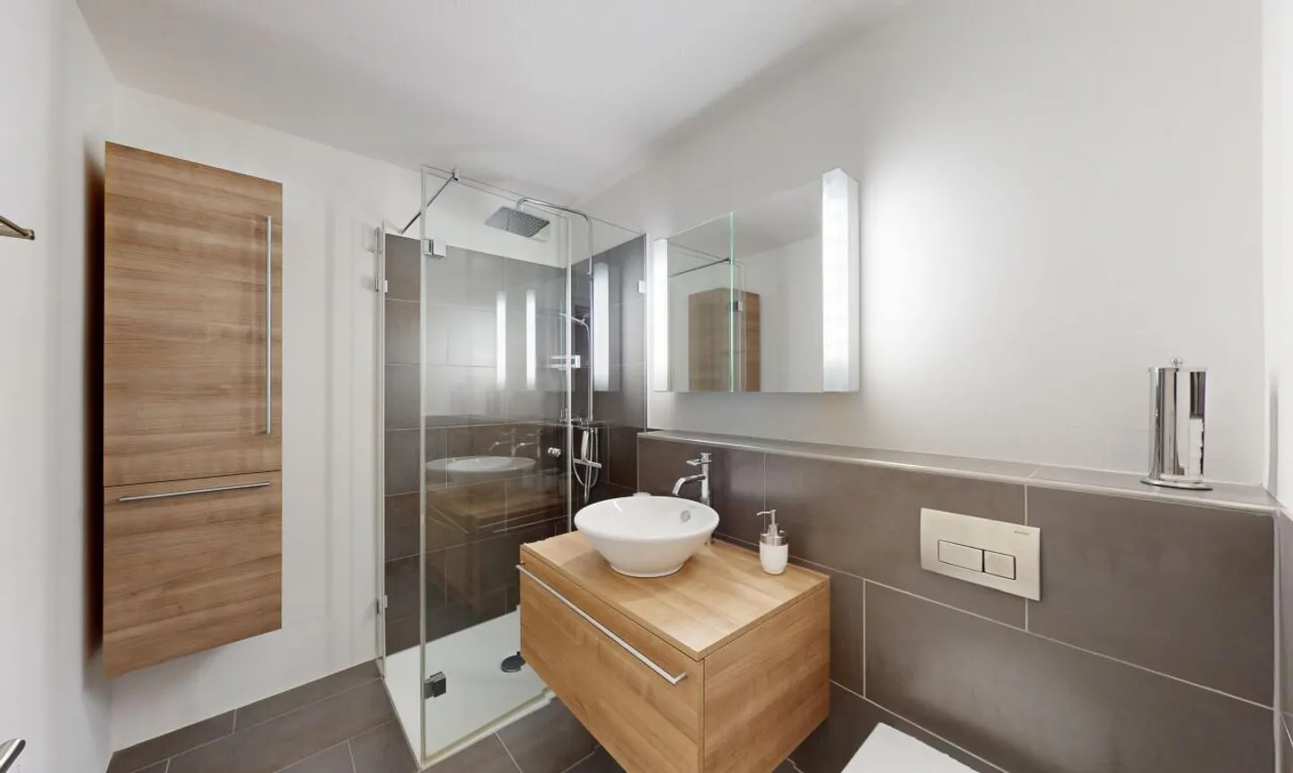 2.5-Zimmer-Wohnung mit Cheminée und Bergblick in Lenzerheide - Foto 9 von 12