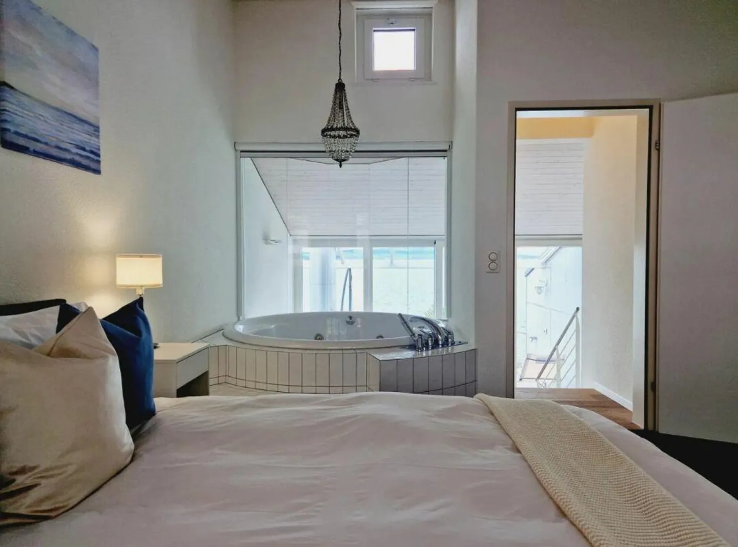 Casa a schiera angolare 4½ locali con galleria, vasca idromassaggio e camino - rara opportunità sul lago di Zugo - Foto 6 di 12