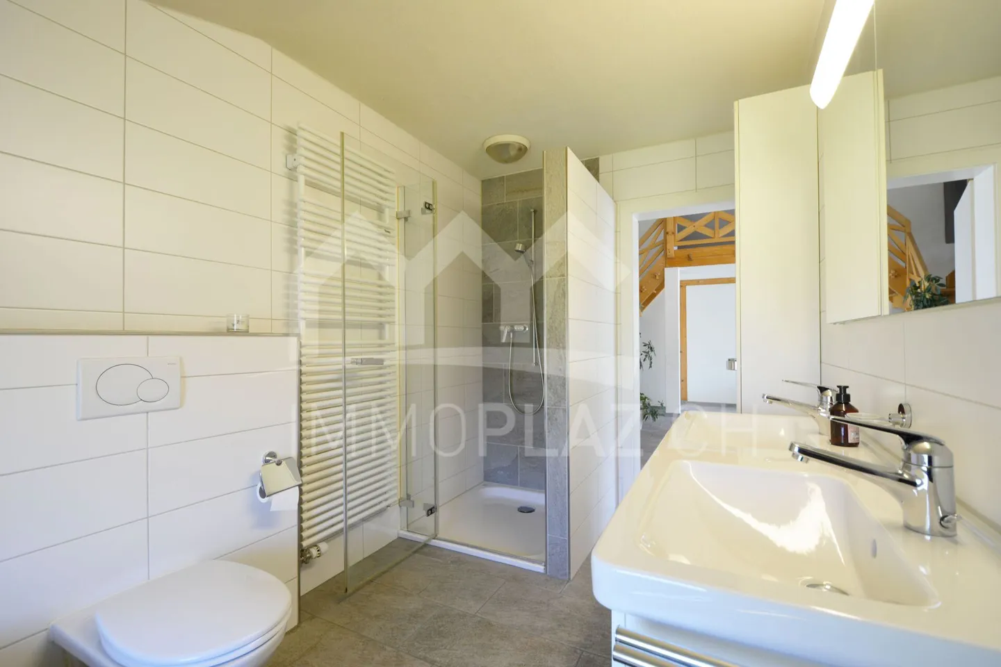 Incantevole appartamento mansardato 4 1/2 locali con galleria e terrazza - Foto 7 di 9