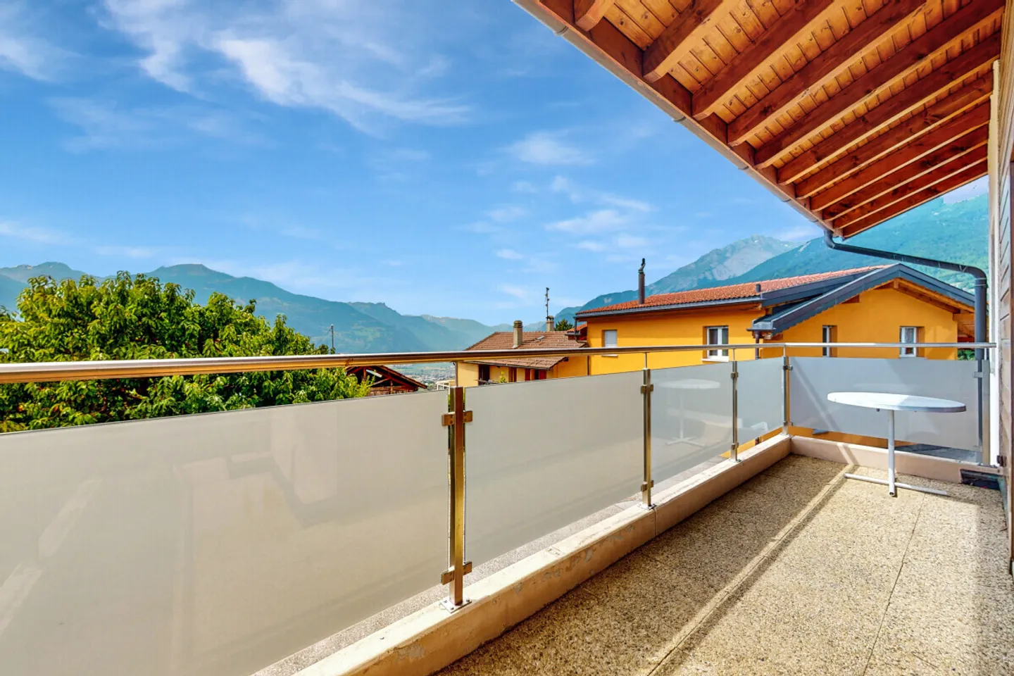 Corner Semi-Detached House with Stunning Mountain View - Photo 12 of 13
