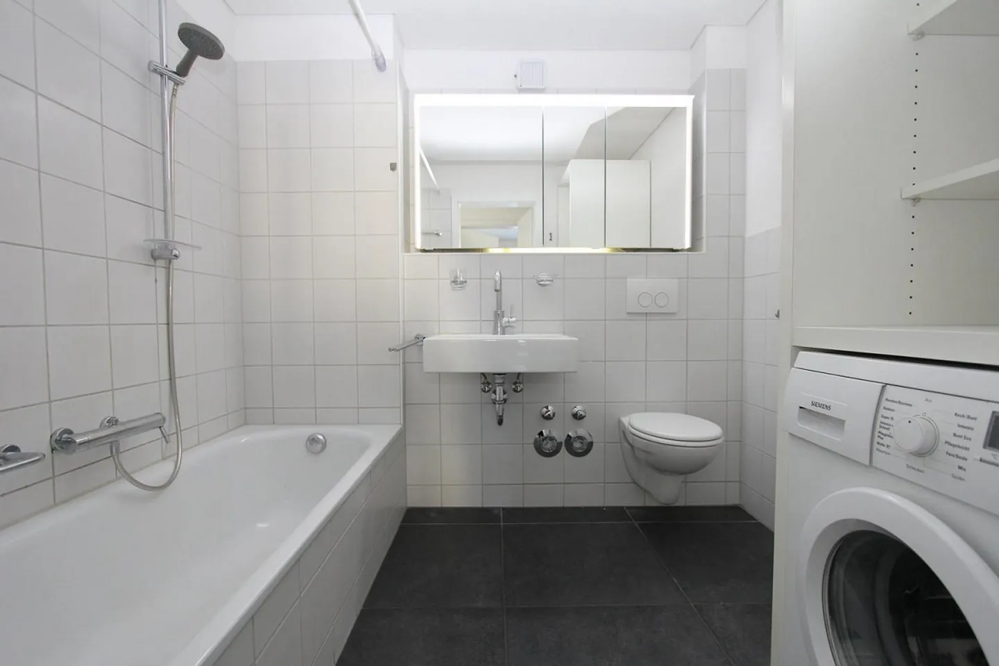 Bright 4½-room apartment near the Rhine river - Photo 8 of 13