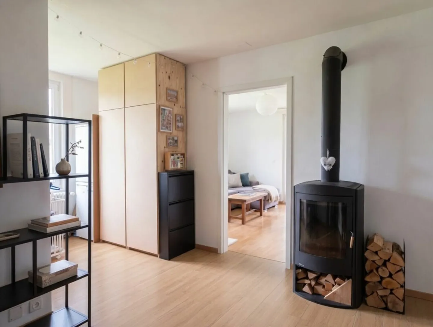 Wunderschöne 5,5-Zimmer-Duplexwohnung mit Veranda und Panoramablick - Foto 3 von 4