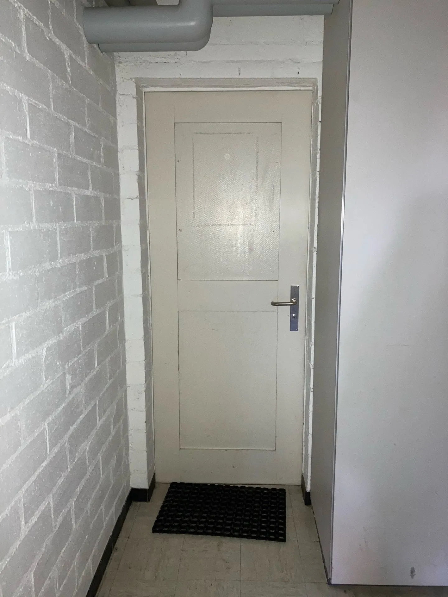 Worb - Hobby/Craft Room for Rent! - Photo 4 of 4