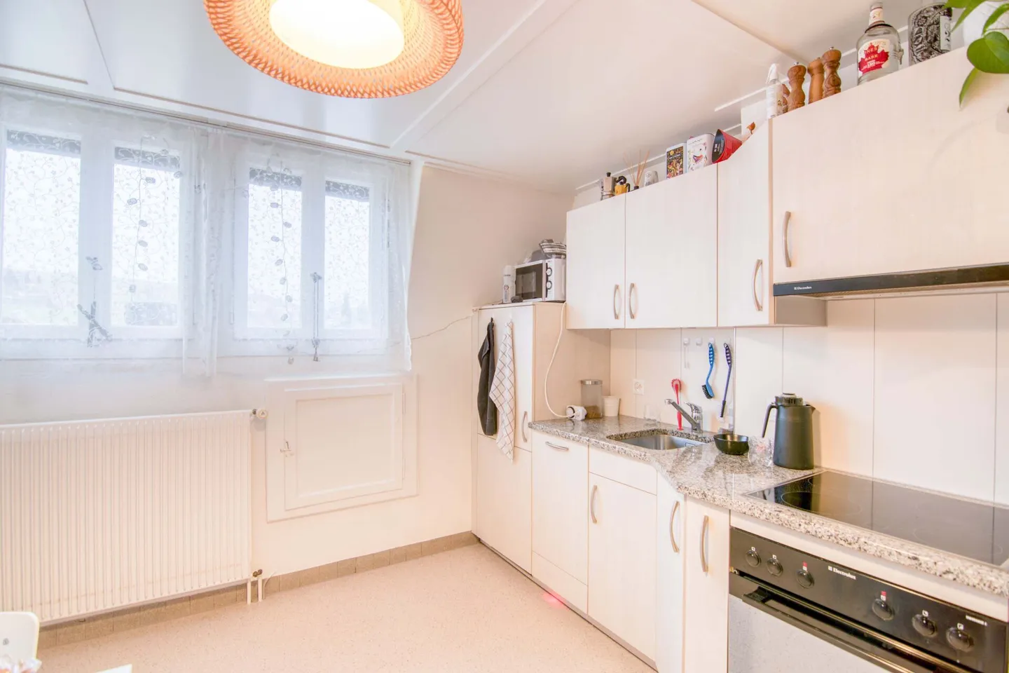 Berner Landhaus mit ca. 750 m² Baulandreserve (W3): Zweifamilienhaus an ruhiger Lage mit vielseitigem Potenzial - Foto 15 von 31