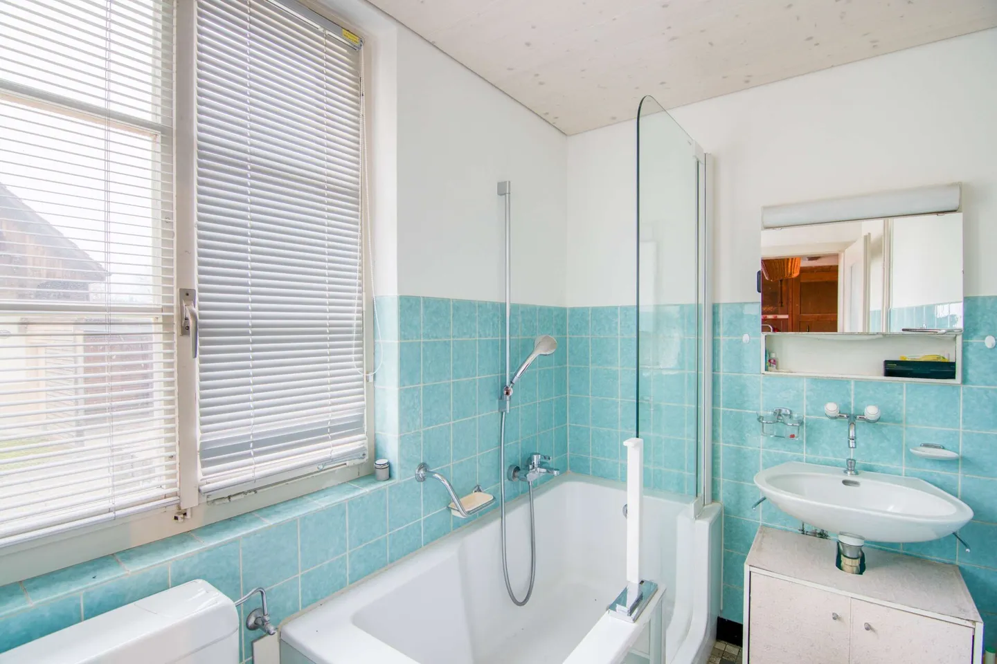 Berner Landhaus mit ca. 750 m² Baulandreserve (W3): Zweifamilienhaus an ruhiger Lage mit vielseitigem Potenzial - Foto 18 von 31