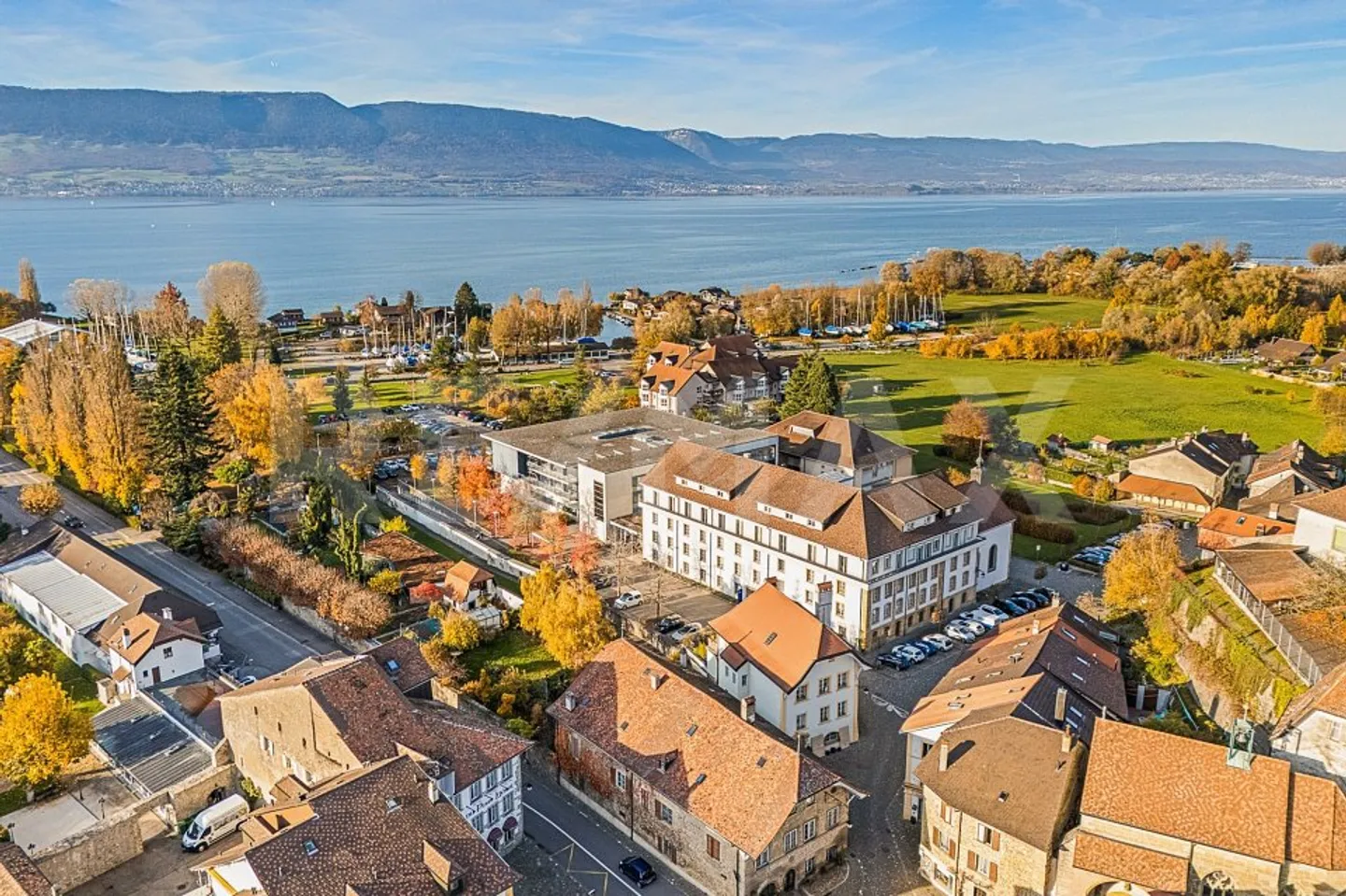 Historic House in Estavayer-le-Lac - Photo 2 of 13