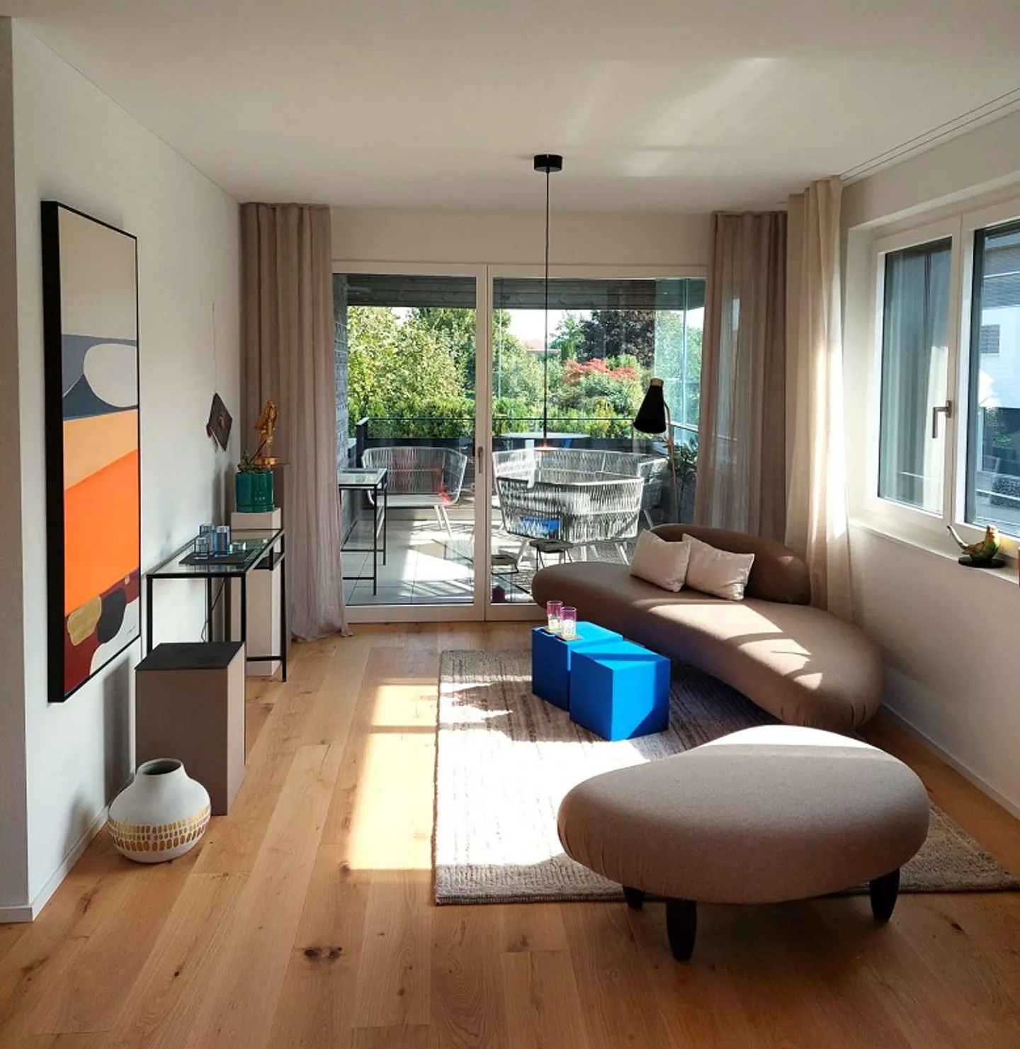 Newly built apartment with two balconies and lake view - Photo 7 of 13