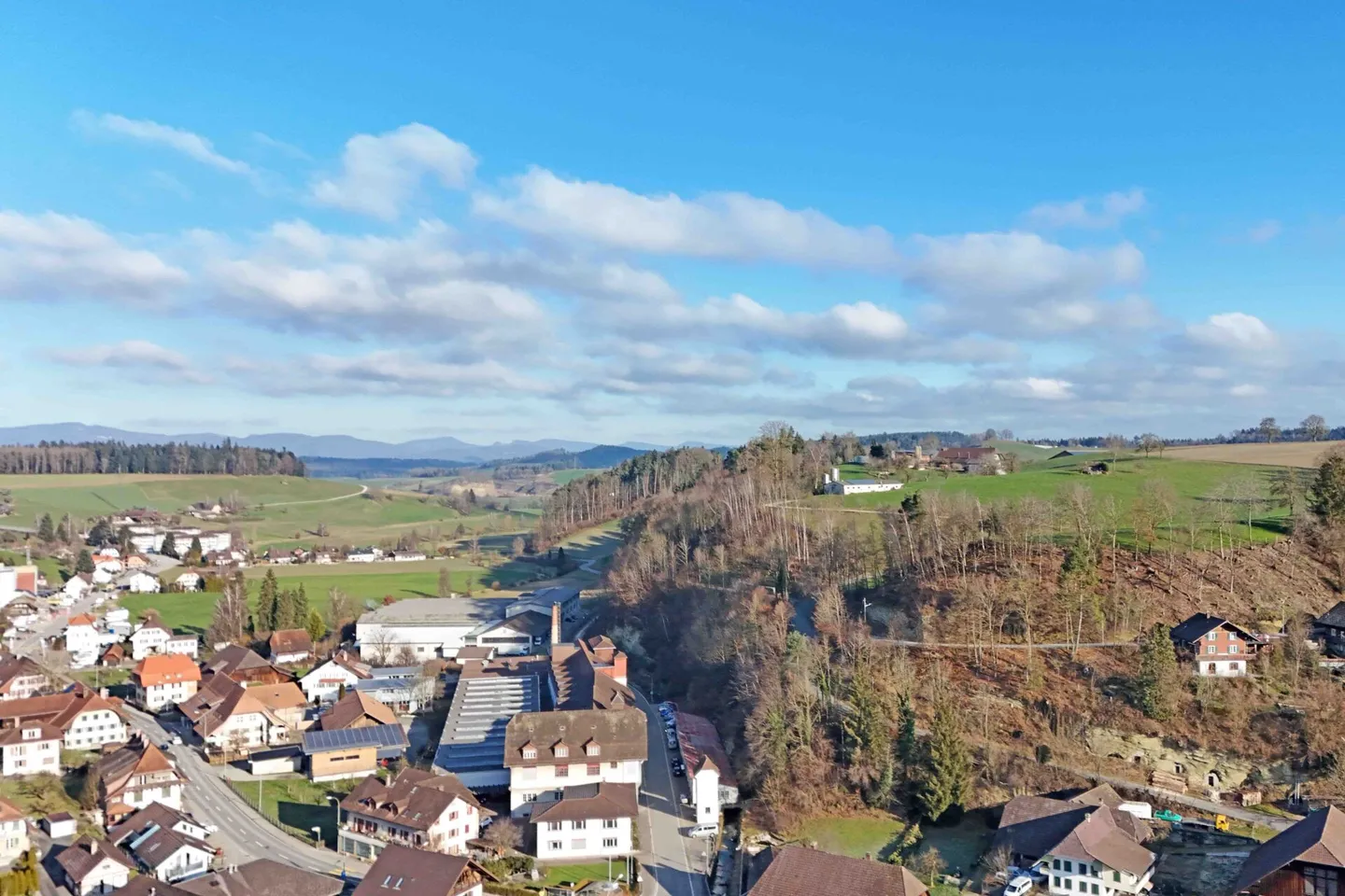 Berner Landhaus mit ca. 750 m² Baulandreserve (W3): Zweifamilienhaus an ruhiger Lage mit vielseitigem Potenzial - Foto 31 von 31