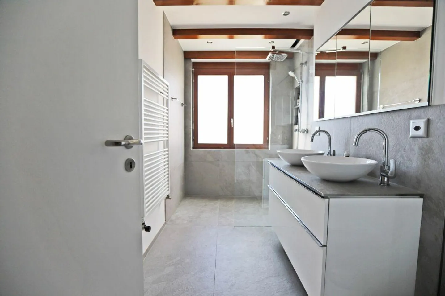 Living & Renting: Single-family house with a separate apartment and winter garden... - Photo 6 of 13