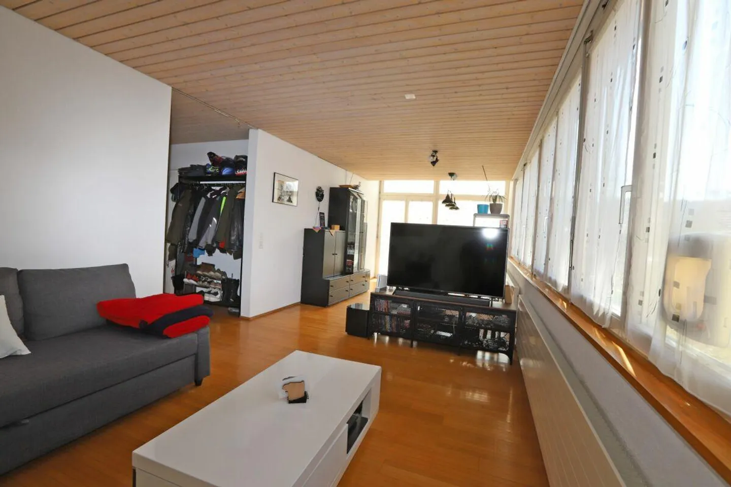 Living & Renting: Single-family house with a separate apartment and winter garden... - Photo 12 of 13