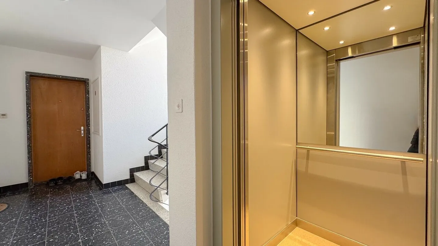 Appartement lumineux de 3.5P avec balcon situé au bord de la Trême - Photo 3 sur 11