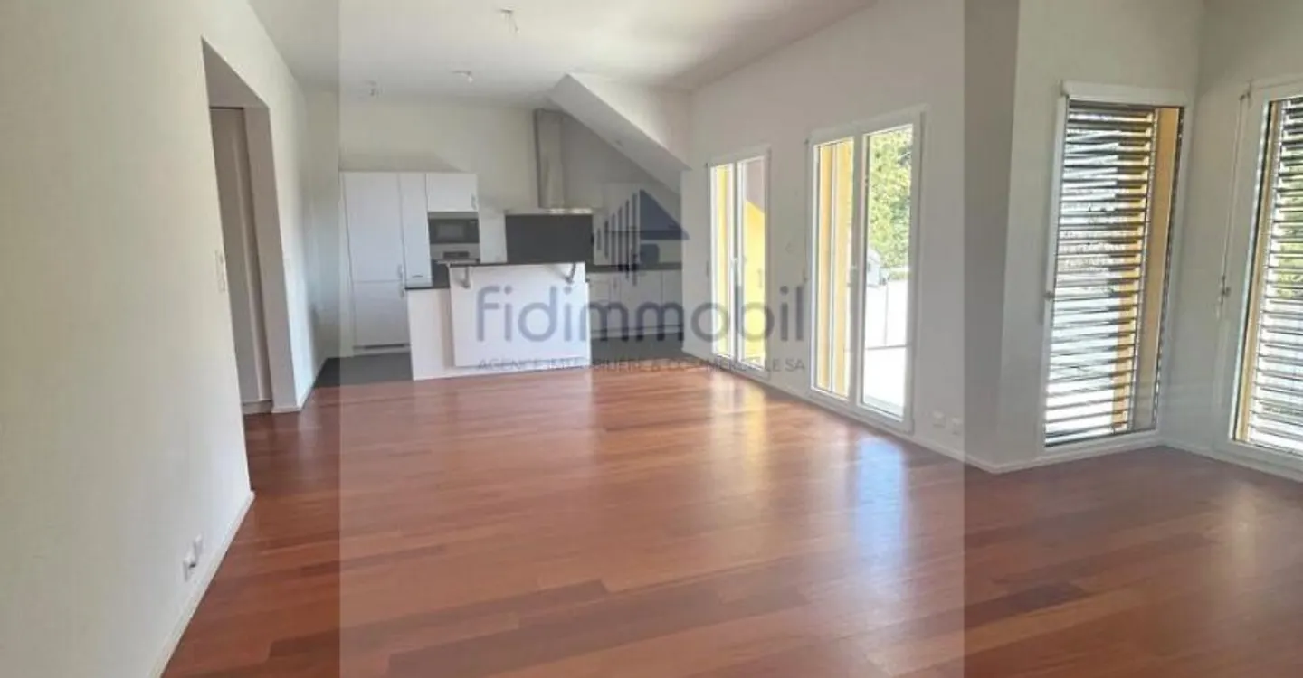 HAUTERIVE IM HERZEN DES DORFES PRÄCHTIGES DUPLEX - Foto 1 von 10
