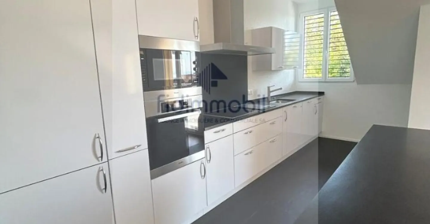 HAUTERIVE IM HERZEN DES DORFES PRÄCHTIGES DUPLEX - Foto 2 von 10