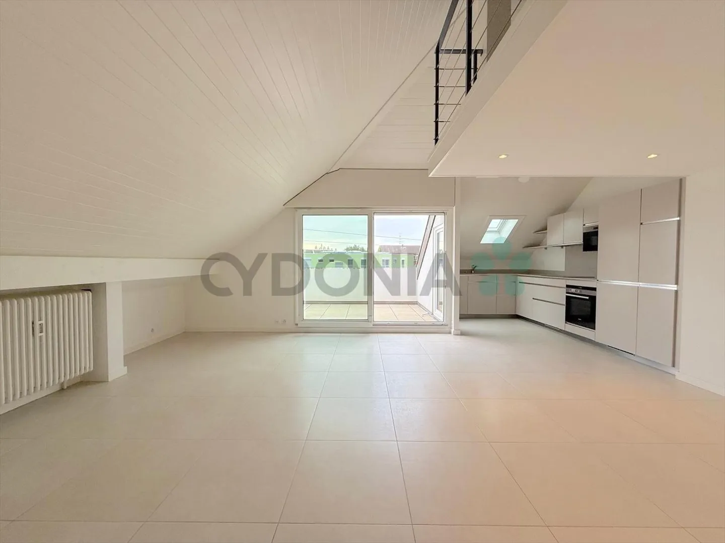 Charmante Penthouse mit freiem Blick - Foto 2 von 10