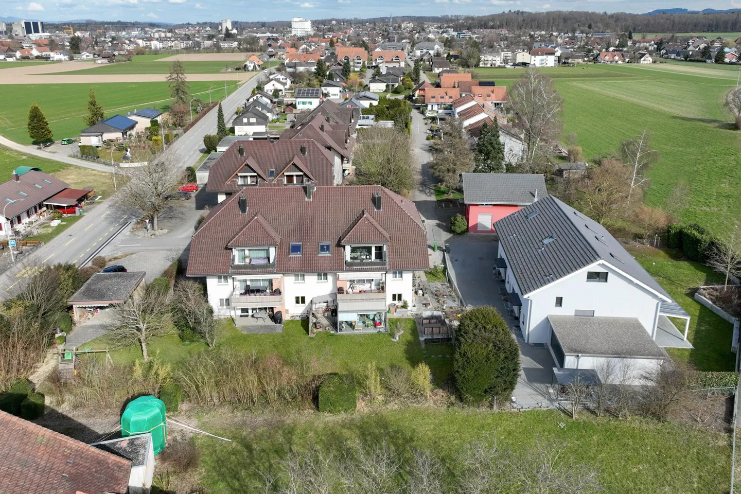 Loft apartment bathed in light with two sun balconies - Photo 10 of 12