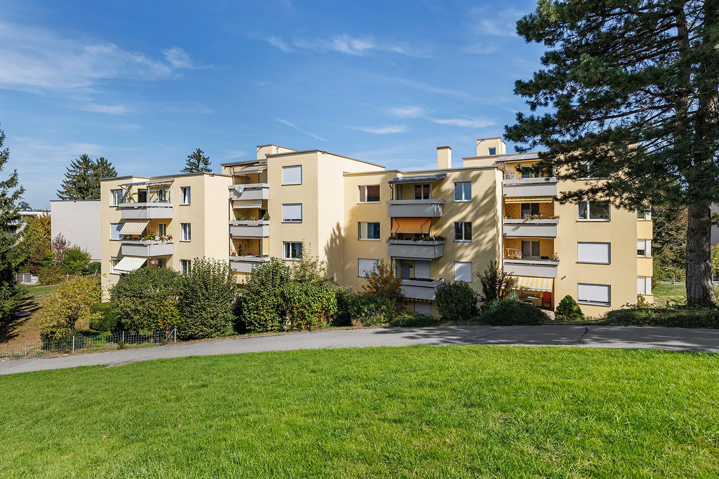 Appartamento 4.5 stanze soleggiato - Foto 2 di 7