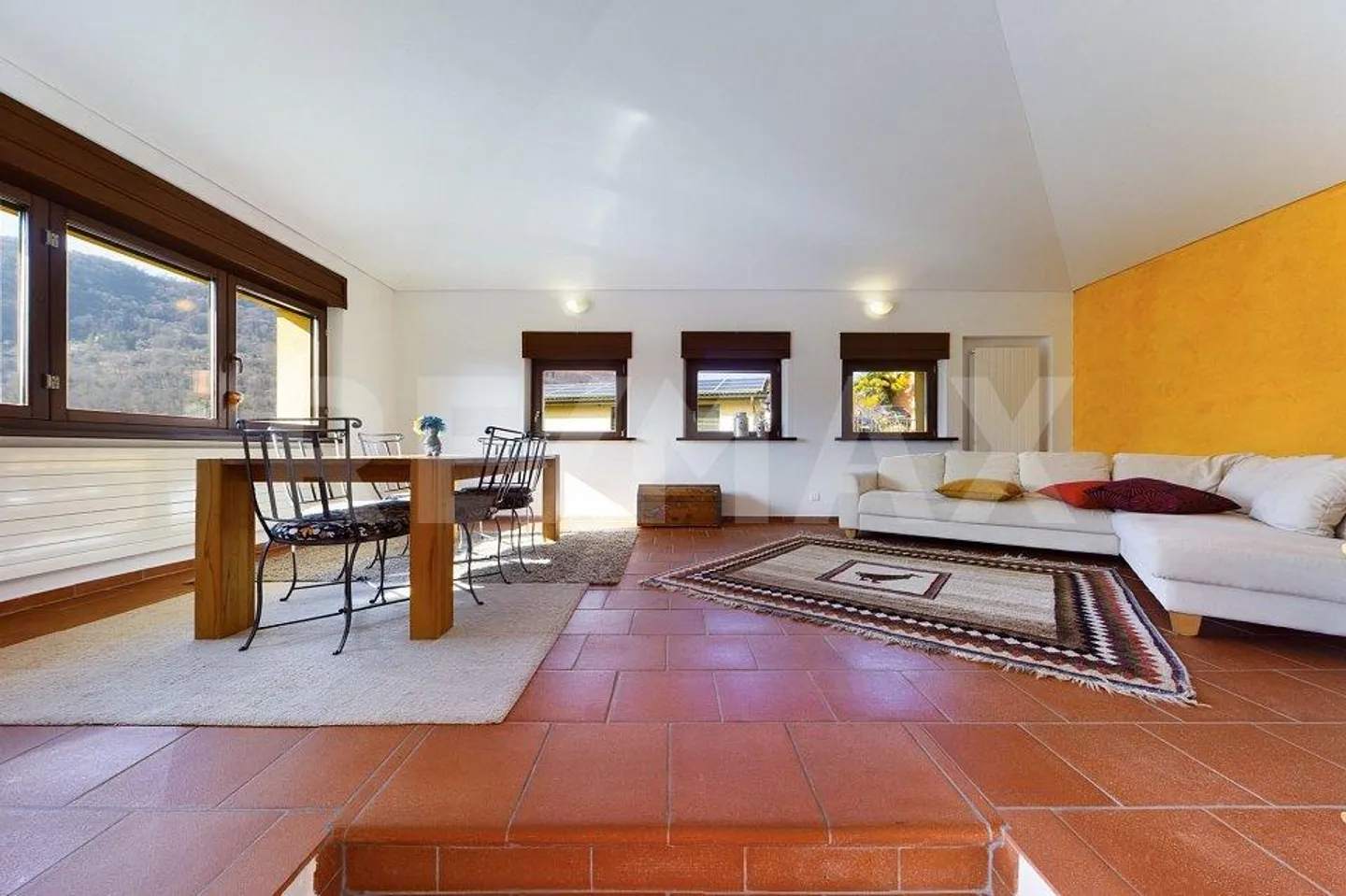 Belle maison avec rustique et beaucoup de verdure pour les amoureux de la nature... - Photo 7 sur 13