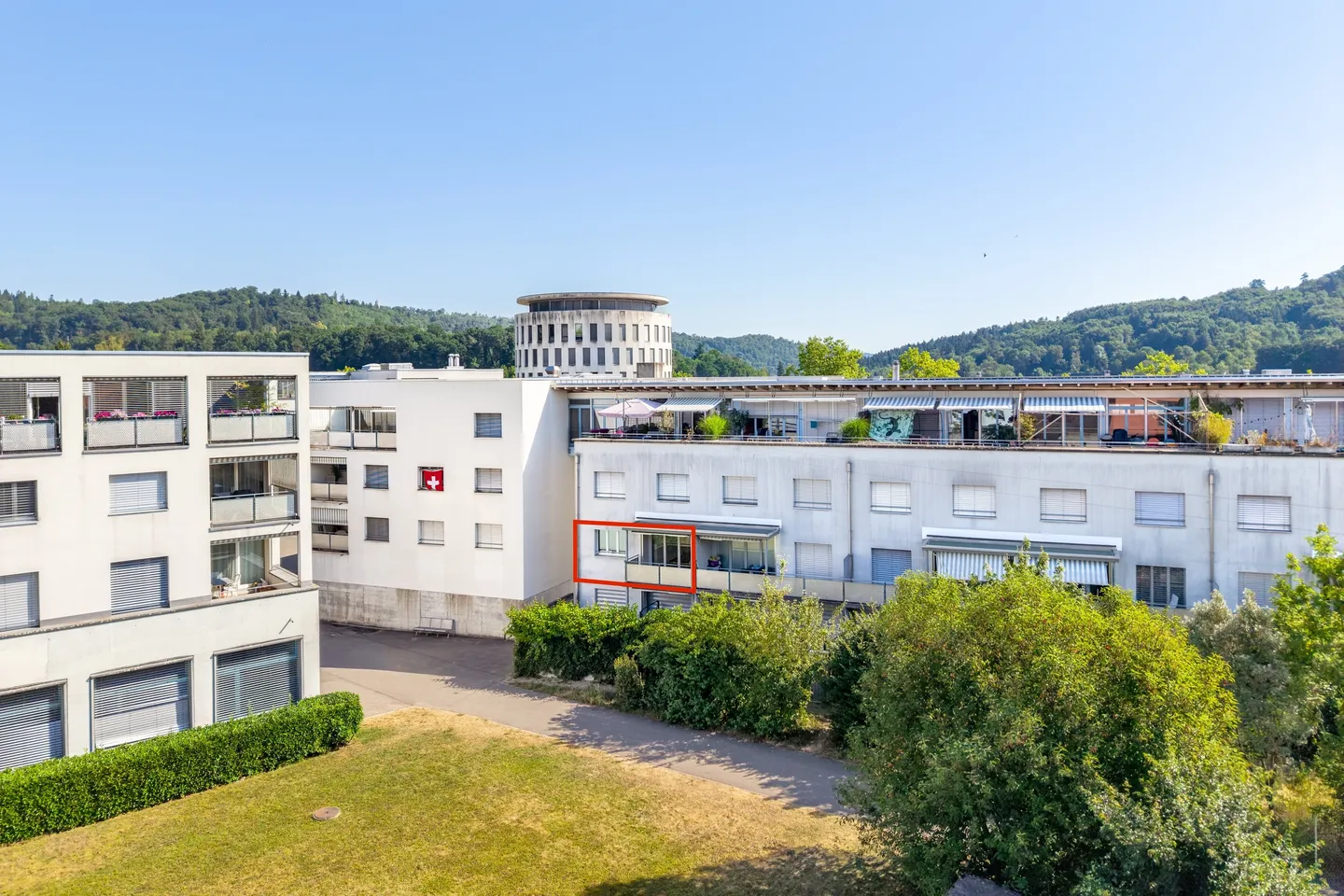 Helle 3.5-Zimmer-Wohnung in Dättwil - Foto 9 von 10