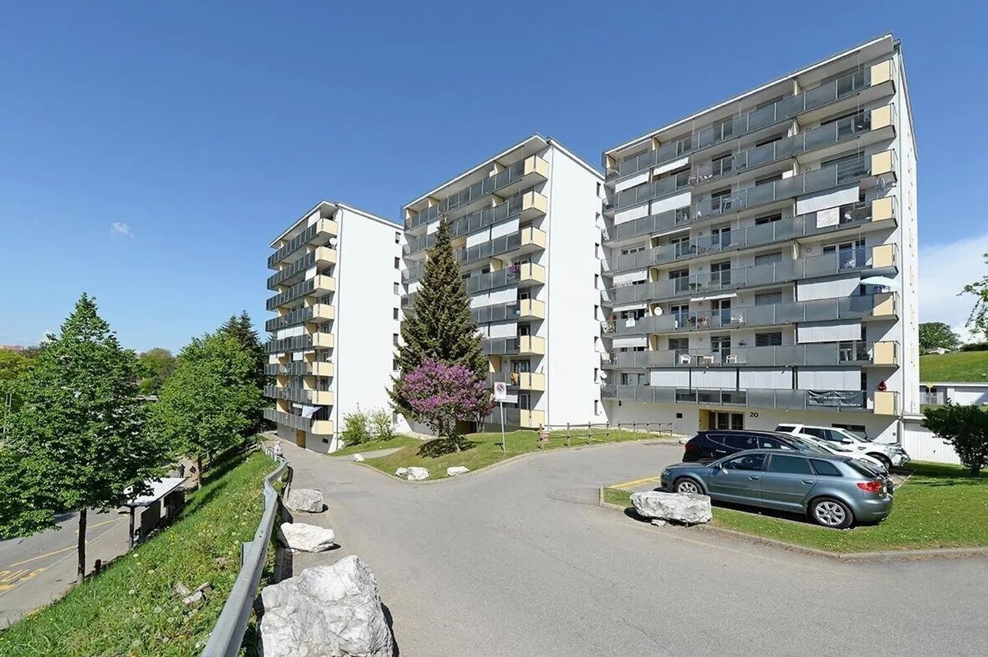 Bellissimo appartamento di 4.5 stanze sulle alture di Friburgo - Foto 2 di 13