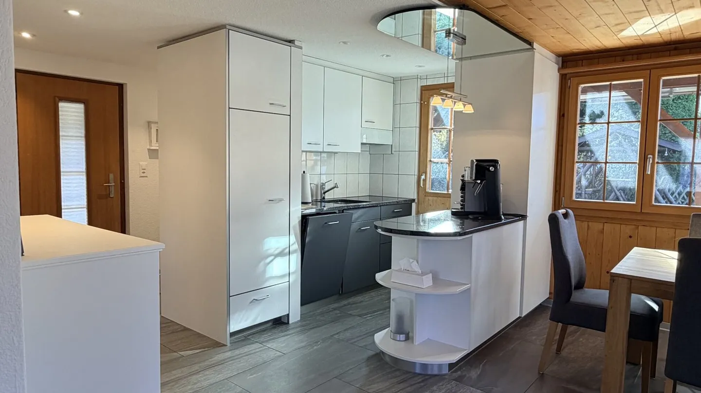 Chalet house with a guest apartment and wellness oasis - Photo 7 of 13