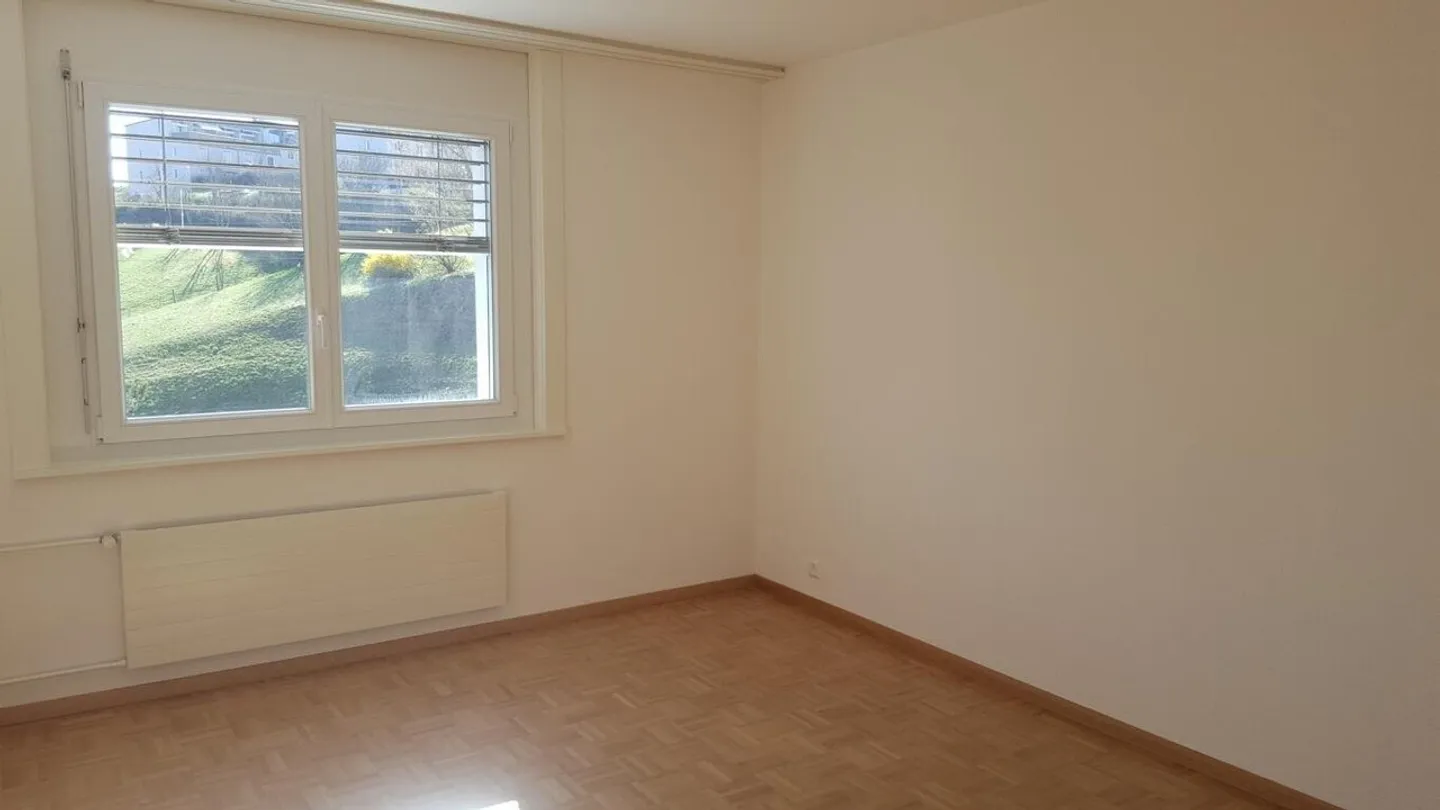Bellissimo appartamento di 4.5 stanze sulle alture di Friburgo - Foto 12 di 13