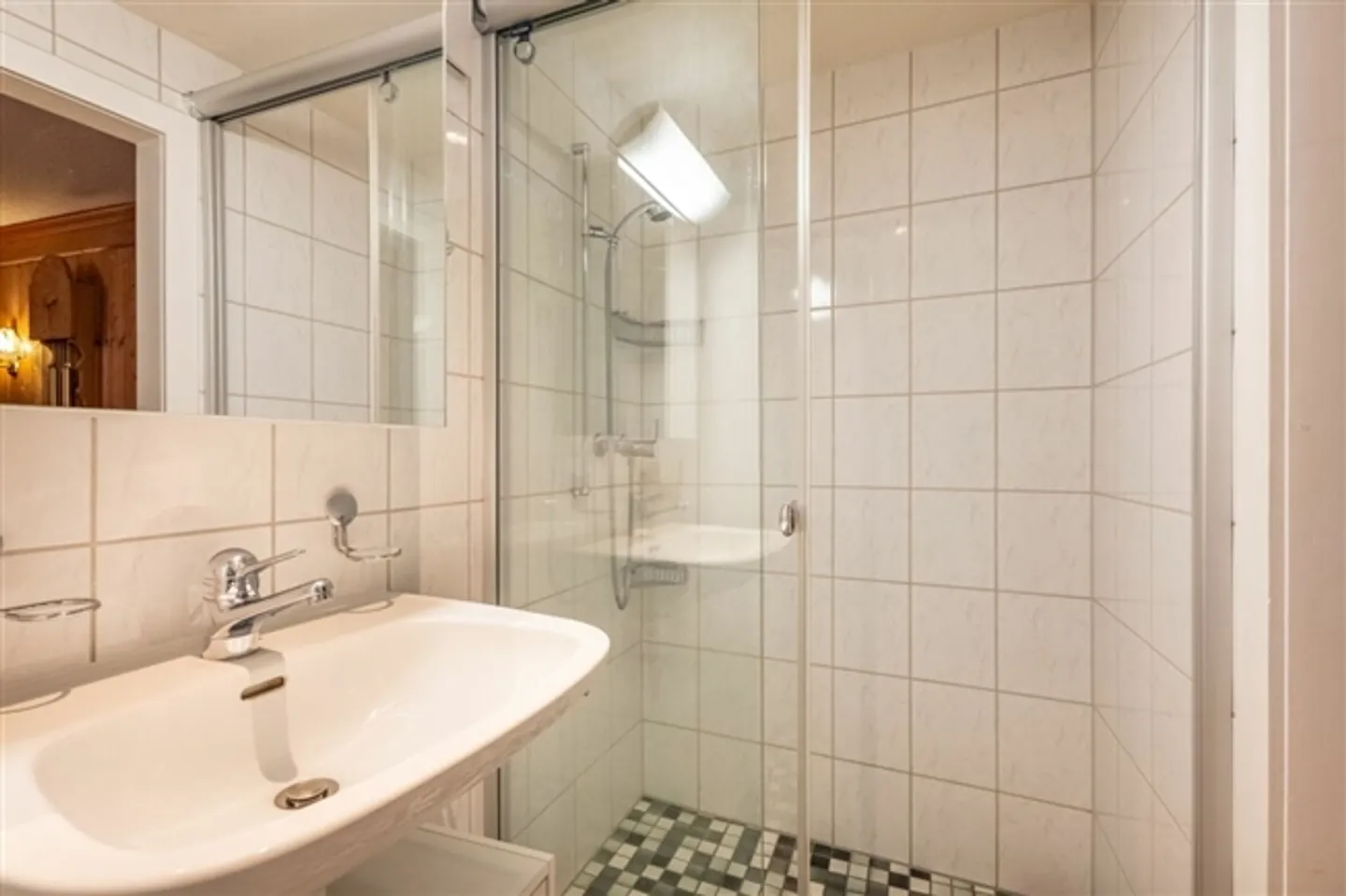 Living like in the fairy tale of Schellen-Ursli. 4.5-room apartment in Ftan-Pitschen - Photo 12 of 20