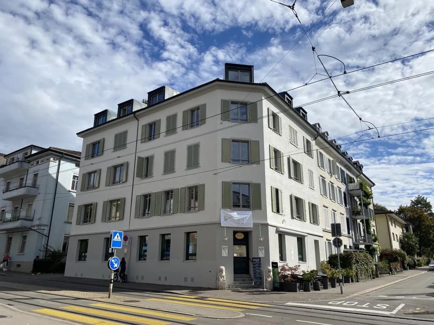 2-room apartment on Neptunstrasse 57, 8032 Zurich - Photo 1 of 5