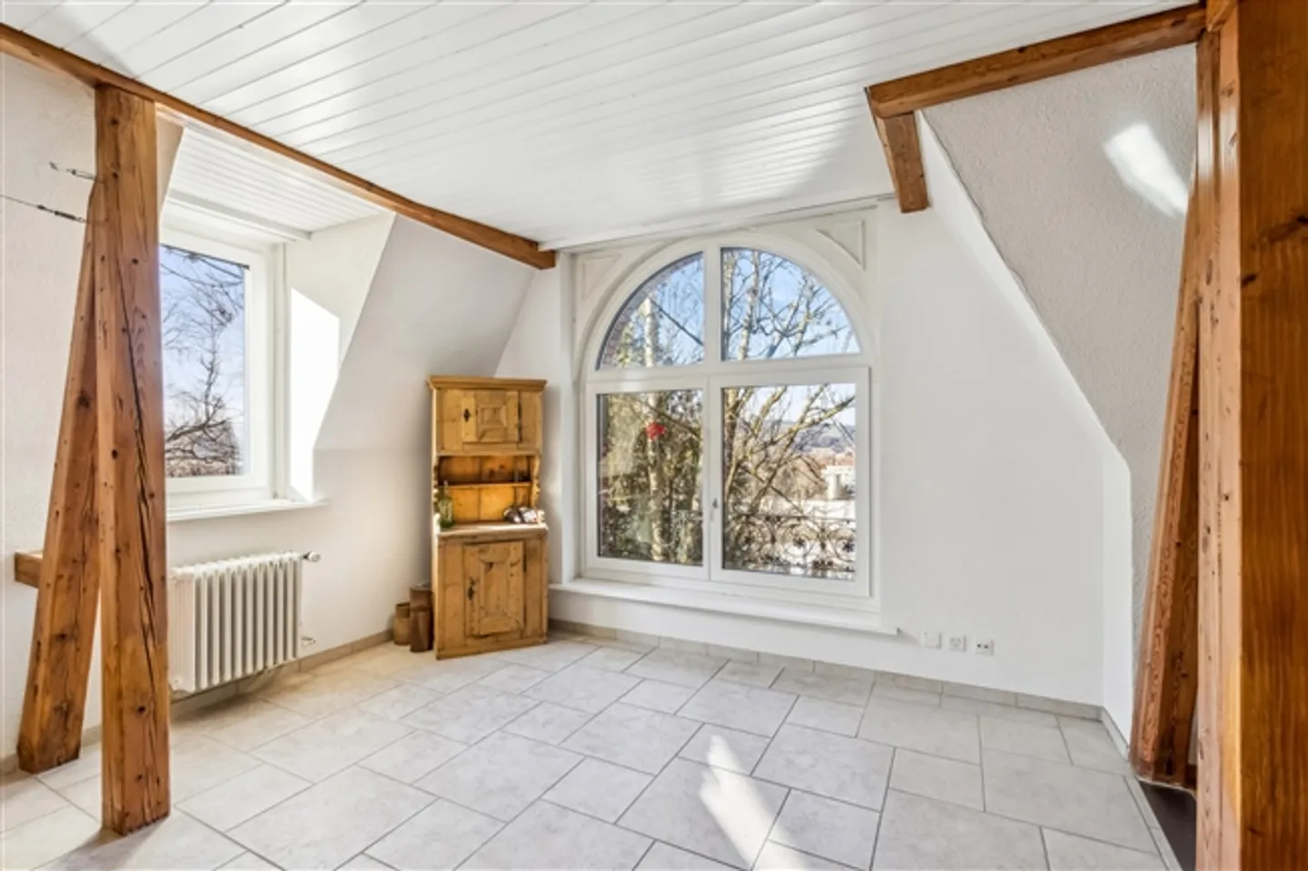 Maisonette unique dans une magnifique villa Art Nouveau - Photo 4 sur 12